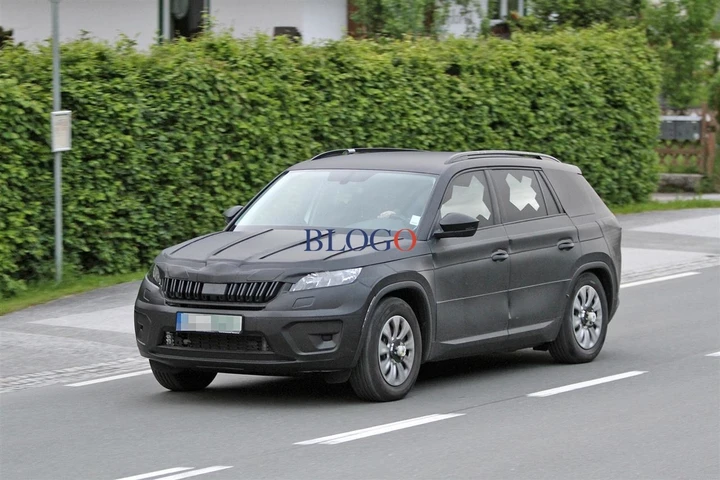 Skoda Kodiaq: nuove foto spia