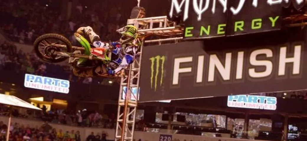 11 ° Round AMA/FIM Supercross Series 2012: Villopoto sul gradino più alto di Indianapolis