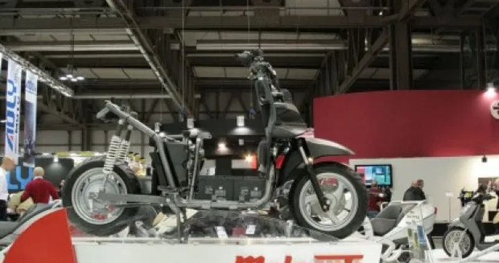 Eicma 2008: lo scooter ibrido di Malaguti