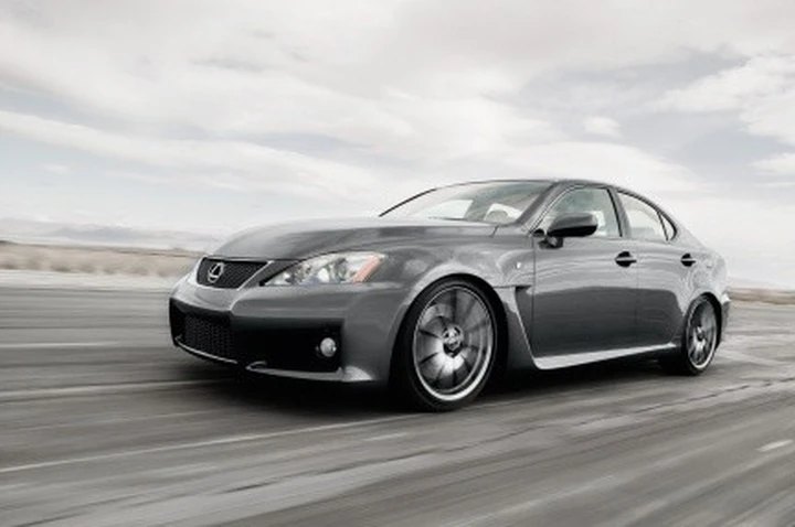 Lexus Driving Experience: test in pista della nuova Lexus IS-F