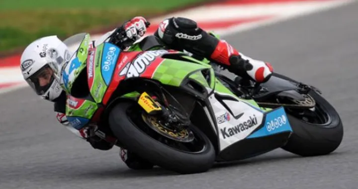 David Salom torna in Supersport con il team Kawasaki Intermoto