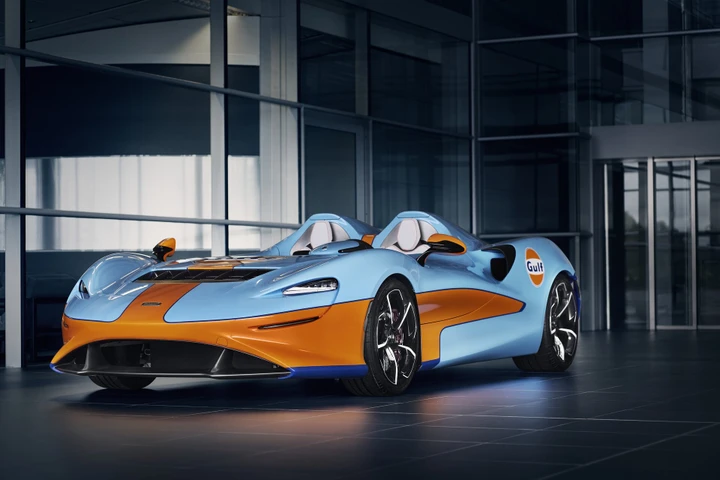 McLaren Elva Gulf Racing