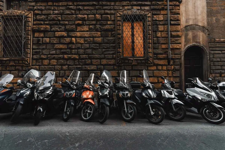 Mobilità urbana sempre più su due ruote: ecco cosa ha scoperto una ricerca di Kantar