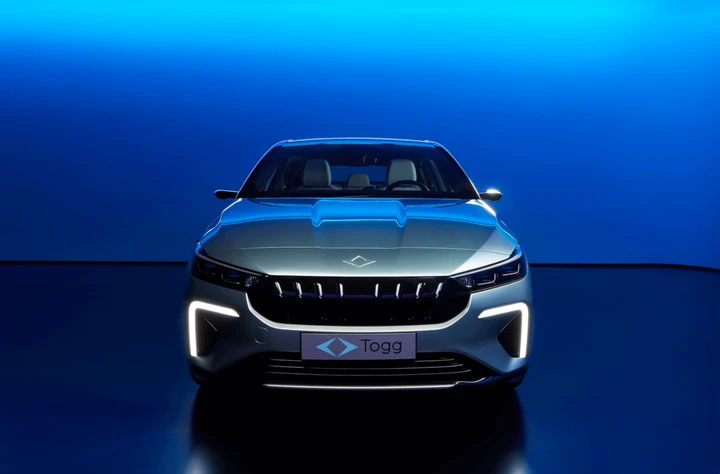 Togg TF10, ultimi collaudi per l'auto turca elettrica