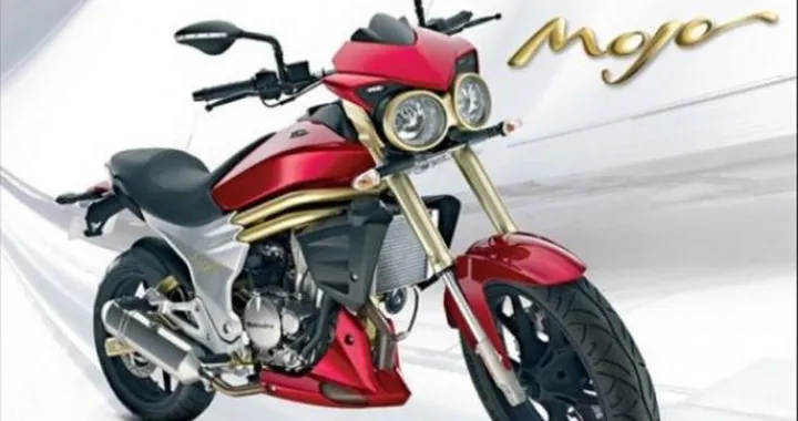 Mahindra Mojo 300: naked in salsa indiana