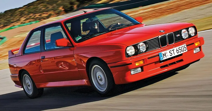 BMW M3: la storia dell'E30 [Video]