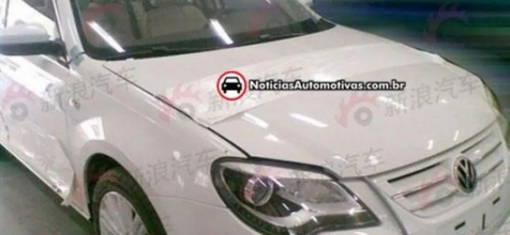 Volkswagen e-Bora: prime foto spia