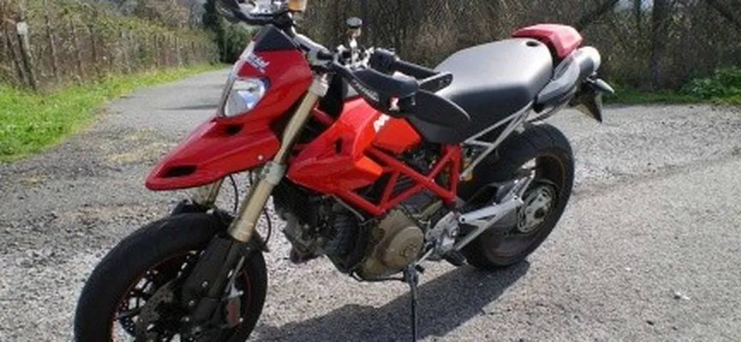 Prova: Ducati Hypermotard 1100 S