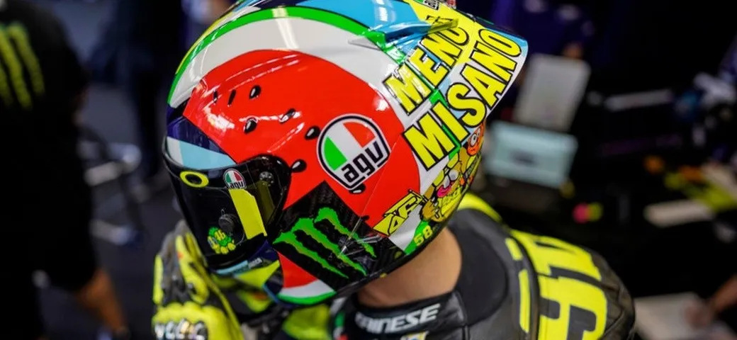 Casco speciale 