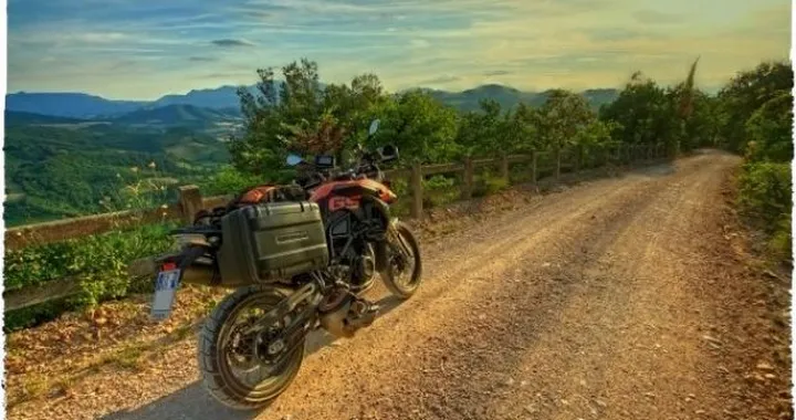 Foto del giorno: BMW F 800 GS sul monte Pietralata