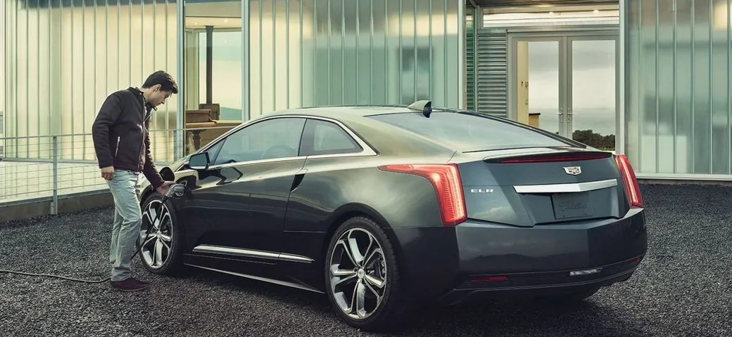 Cadillac ELR 2016: migliorano le prestazioni