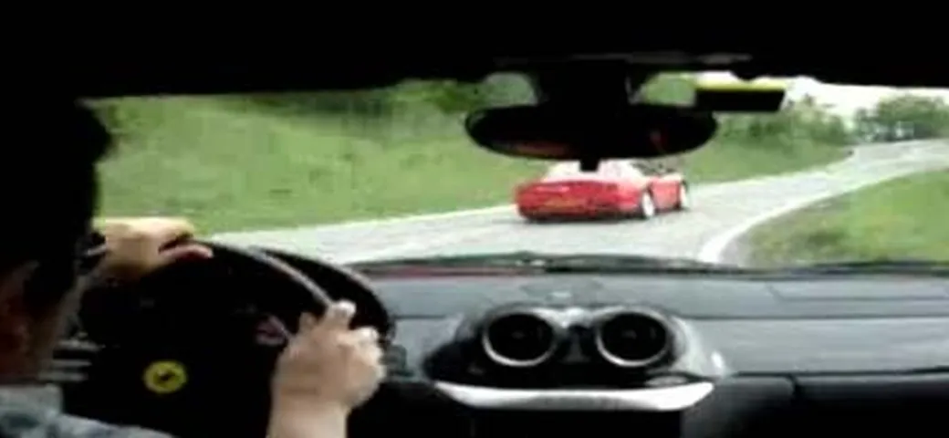 Da dentro una 599: 