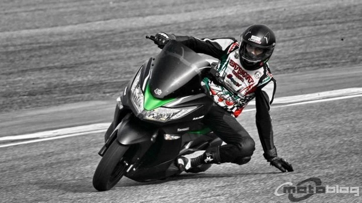 Kawasaki J300 by Malossi: lo scooter di Akashi prende gli steroidi