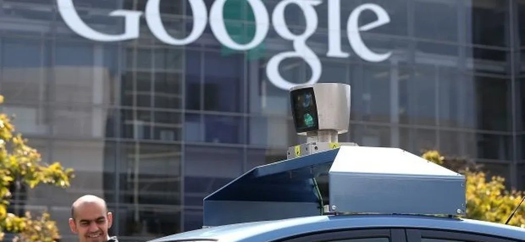 L'NHTSA dice la sua in merito alle automobili a guida autonoma: più ordine e sicurezza
