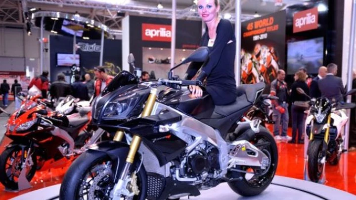Aprilia Tuono V4R 2011, reginetta del MotoDays 2011?