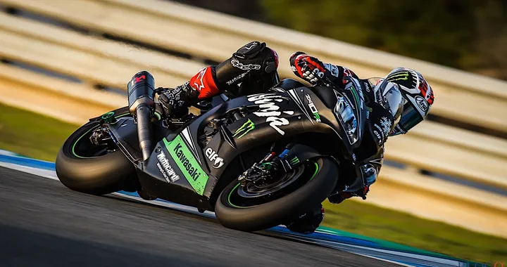 SBK Jerez, Rea domina i test di “apertura” 2019. Yamaha e le nuove Rosse V4 inseguono