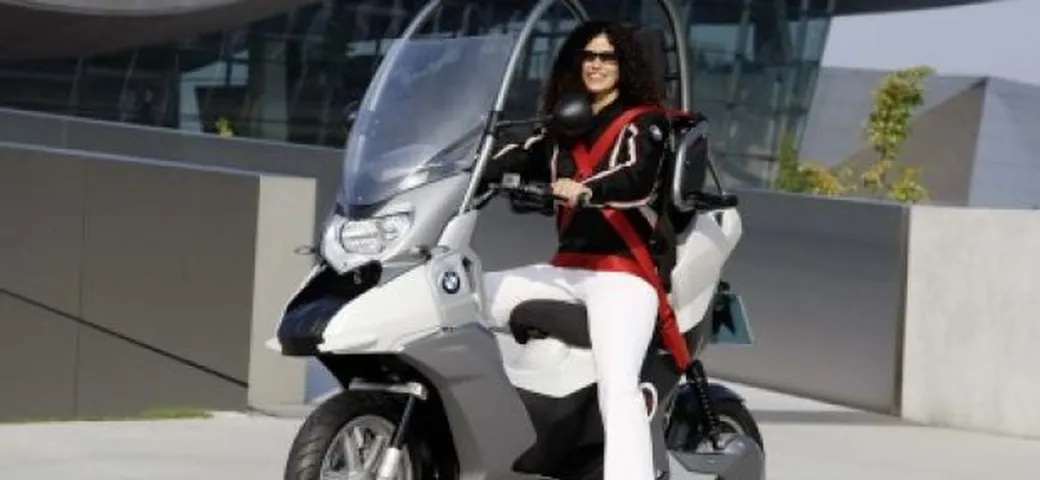 BMW C1-E, nuovo Concept BMW Motorrad per la mobilità urbana