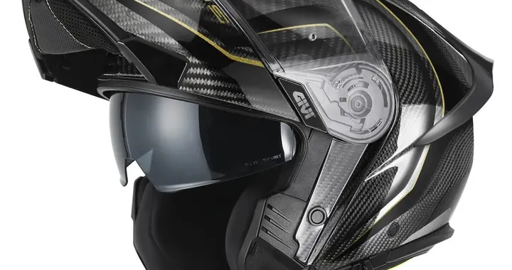GIVI X50: il nuovo casco modulare in carbonio