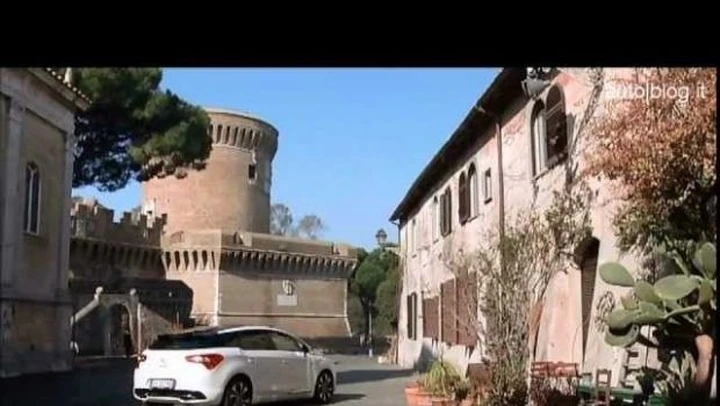 Video Citroen DS5 Hybrid4
