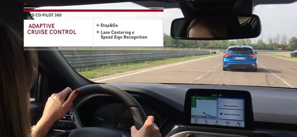 Ford Focus - Connettività