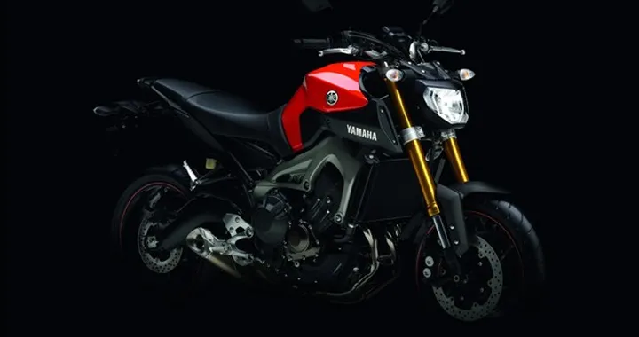 Yamaha MT-09 a settembre in Italia a 7.890 €