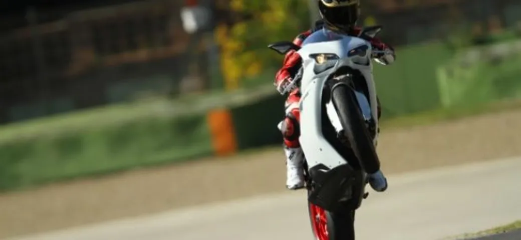 TEST Ducati 848 Evo, evoluzione continua
