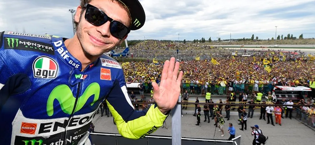 MotoGP Misano, i “soliti” fan puntuali con l’applauso sbagliato. Ma i 100 mila meritano rispetto