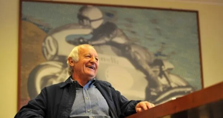 Kel Carruthers visita la Benelli QJ
