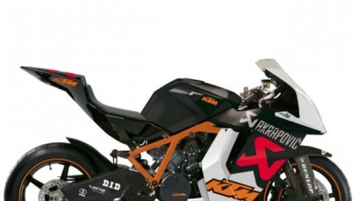 KTM RC8R 1190 Akrapovic Replica IDM
