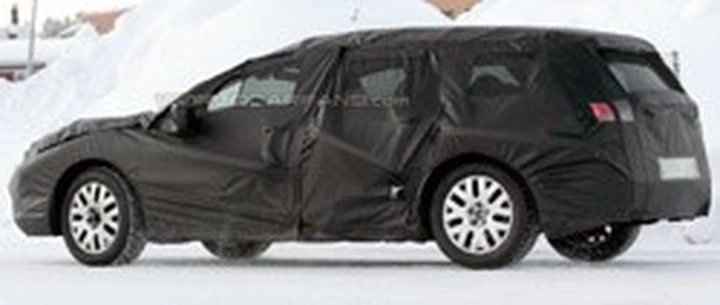Citroen C5 SW, foto spia