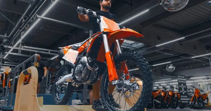 KTM a EICMA 2026: nuove Adventure, Duke e una sorpresa