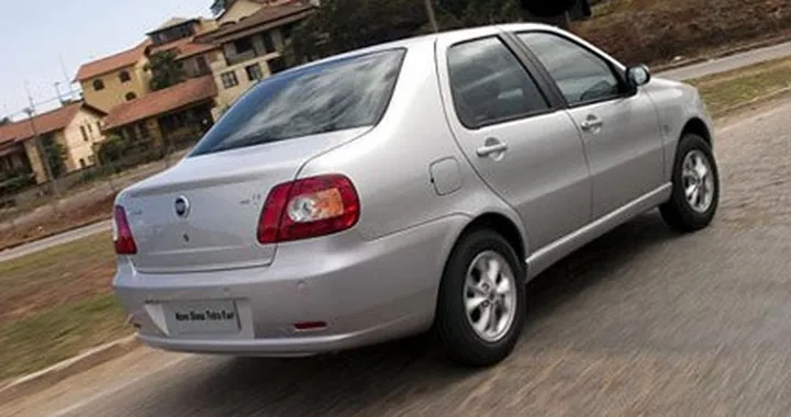 Successo di vendite in Brasile per la Fiat Siena Tetrafuel