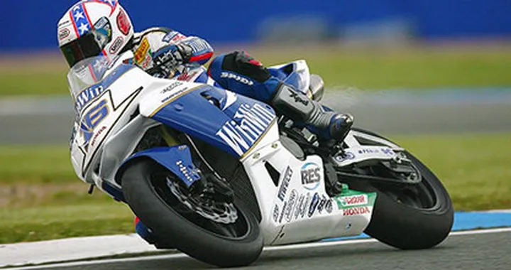 Poker di Sebastien Charpentier in Supersport