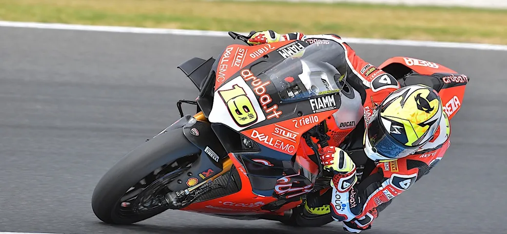 SBK: Phillip Island, Pirelli e l'usura della gomme