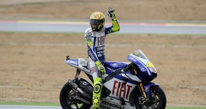 MotoGP: Valentino Rossi pensa solo alla spalla, Jorge Lorenzo punta al gradino più alto di Motegi