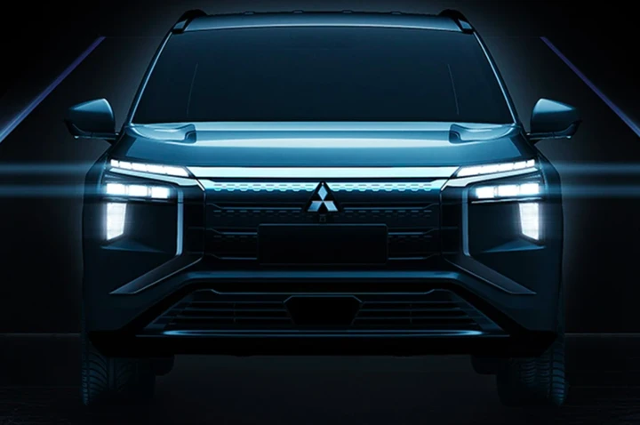 Mitsubishi Airtrek: il teaser del nuovo SUV elettrico