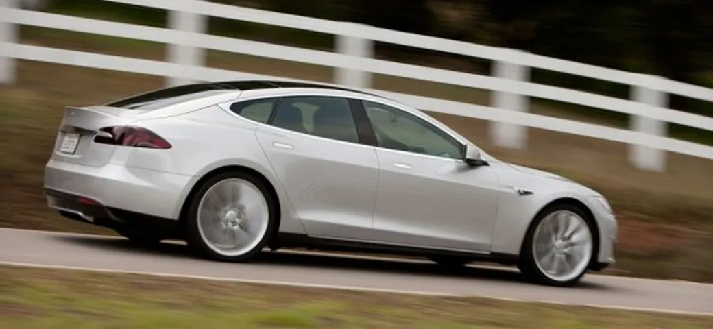 Tesla: restituito il prestito concesso dal Dipartimento dell’Energia statunitense
