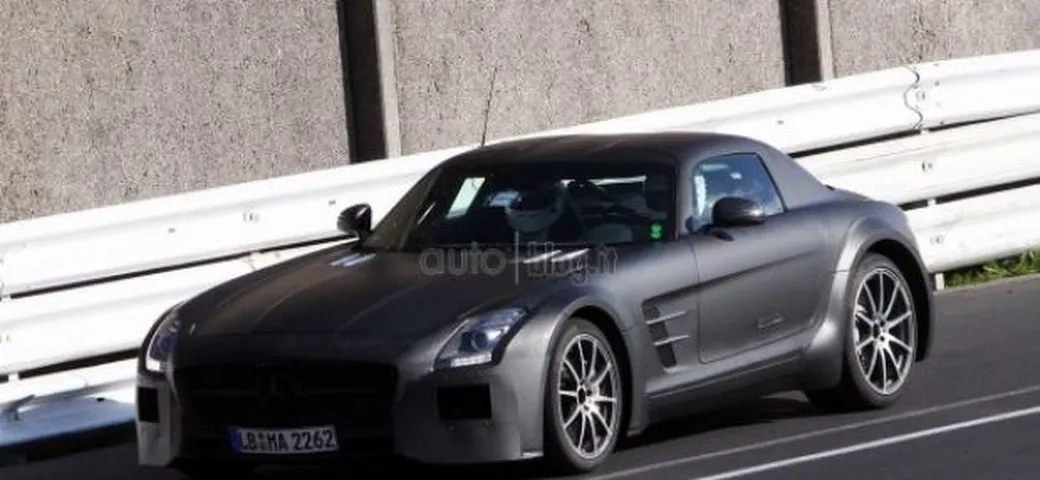 Mercedes SLS AMG Black Series: potenza di 650 CV ed anche in versione Roadster?