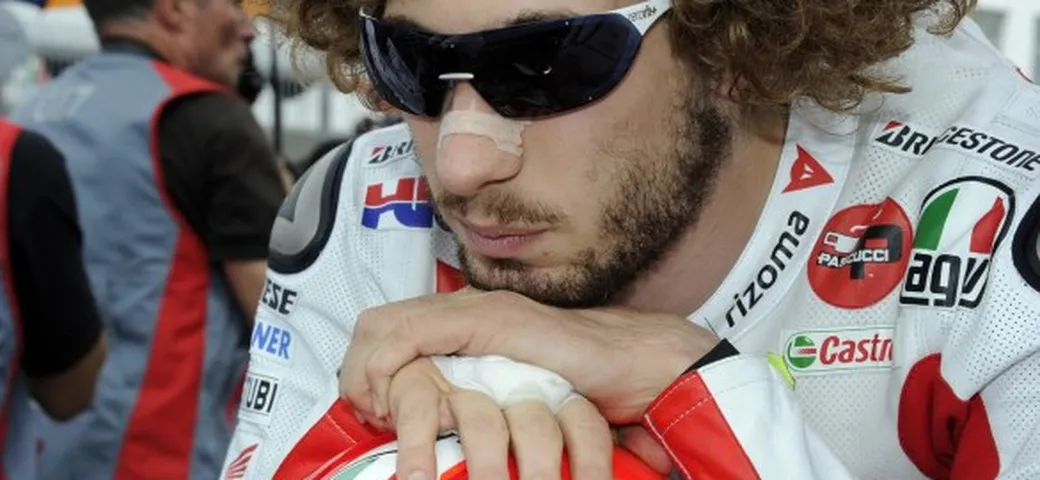 Il ricordo di Simoncelli vive nel Team Sic58: 