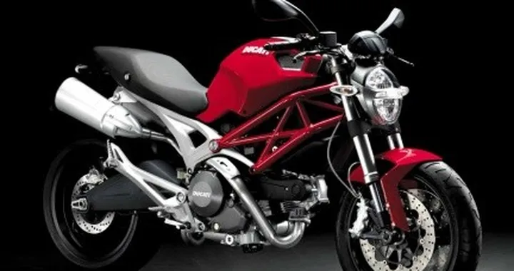 Ducati Monster 696, la moto più venduta in giugno
