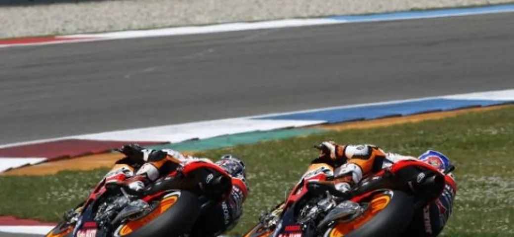 Assen, Lorenzo falciato da 