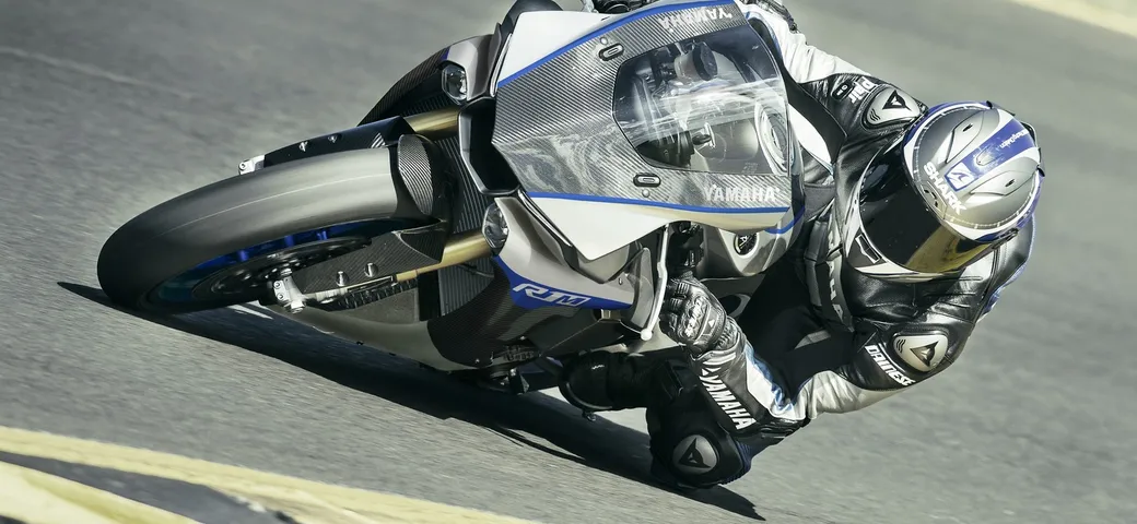 Yamaha Supersport Pro Tour 2017: l'R-World scende in pista!