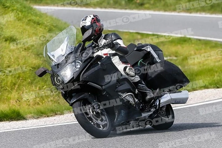 BMW K 1600 GTL 2016: prime foto spia