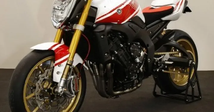 Abarth: anche una Yamaha FZ1 per omaggiare "herr Karl"