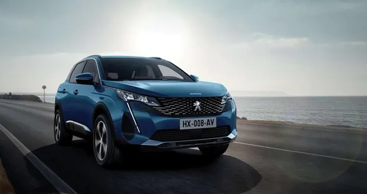 Peugeot 3008: prezzo, prestazioni e autonomia della plug-in da 180 CV