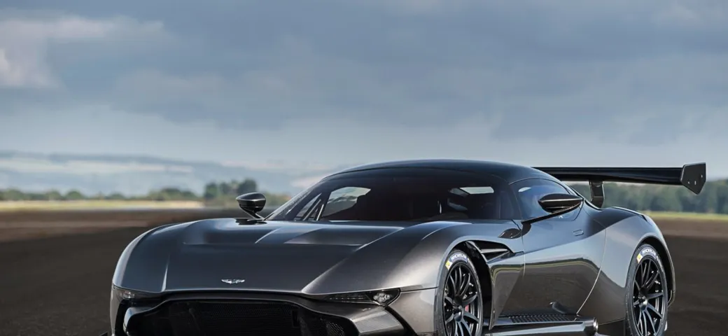Aston Martin Vulcan: nuovo video ufficiale