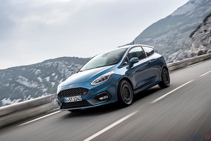 Nuova Ford Fiesta ST: primo contatto con la hot hatch dell'ovale blu