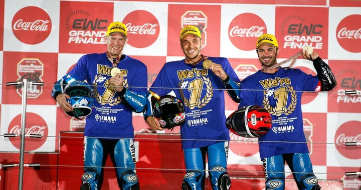 Yamaha domina la 8 Ore di Suzuka. Canepa e GMT94 campioni [Video e Foto]
