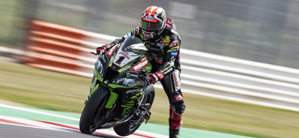 SBK Donington 2019: Gara 1 a Rea, a terra Bautista. Ribaltata la vetta della classifica.