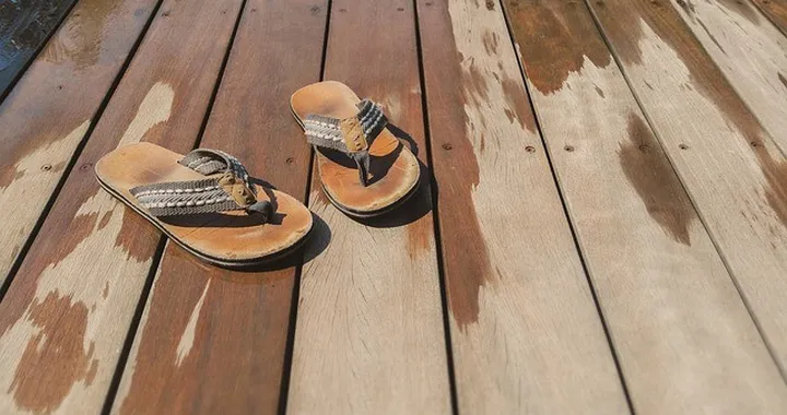 Multe: si può guidare con le infradito?